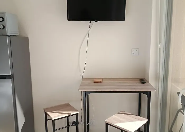 公寓 La Parenthese Divine Avec Balcon 牟罗兹