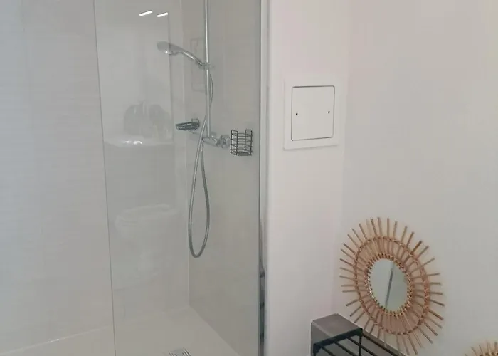 La Parenthese Divine Avec Balcon